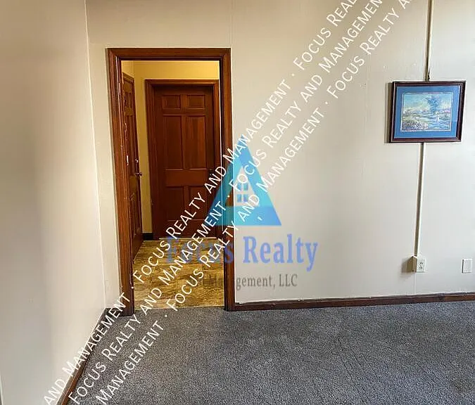 15 E Vine St #3 — Photo 7