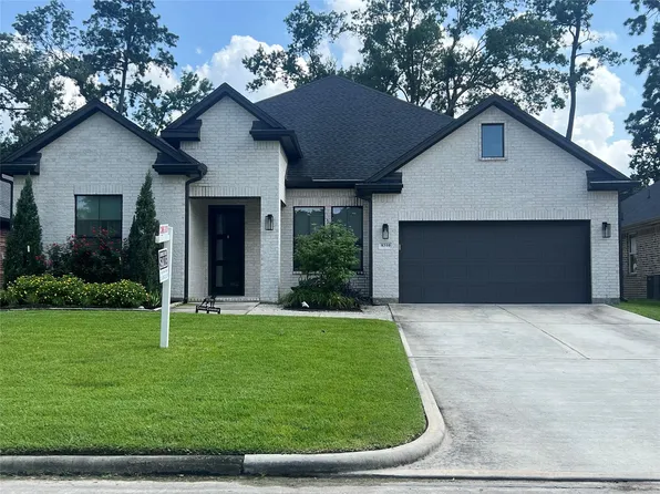 8310 Cross Country Dr, Humble, TX 77346