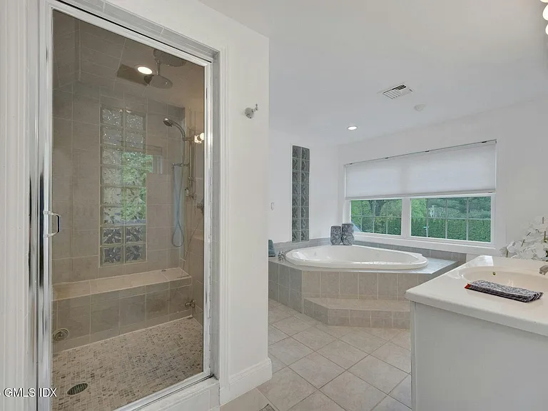 68 Hillcrest Park Rd — Photo 35