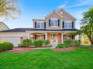 1126 Vista Dr, Gurnee, IL 60031