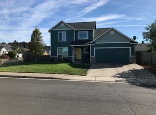 183 N 11th St, Jefferson, OR 97352