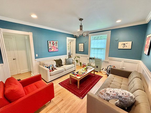 3rd image of 7538 Morningside Dr NW