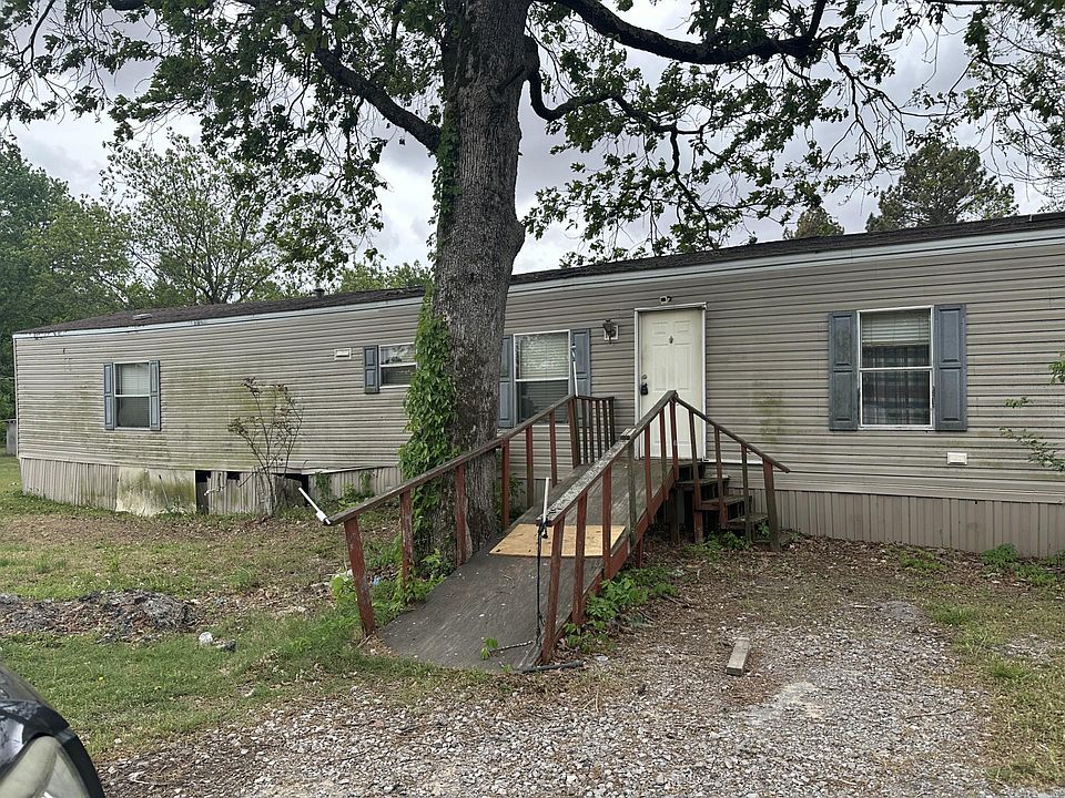 1st image of 304 Amagon Ave