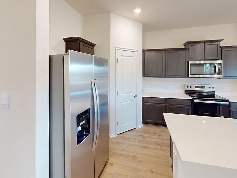 13169 Dawson Dr — Photo 7