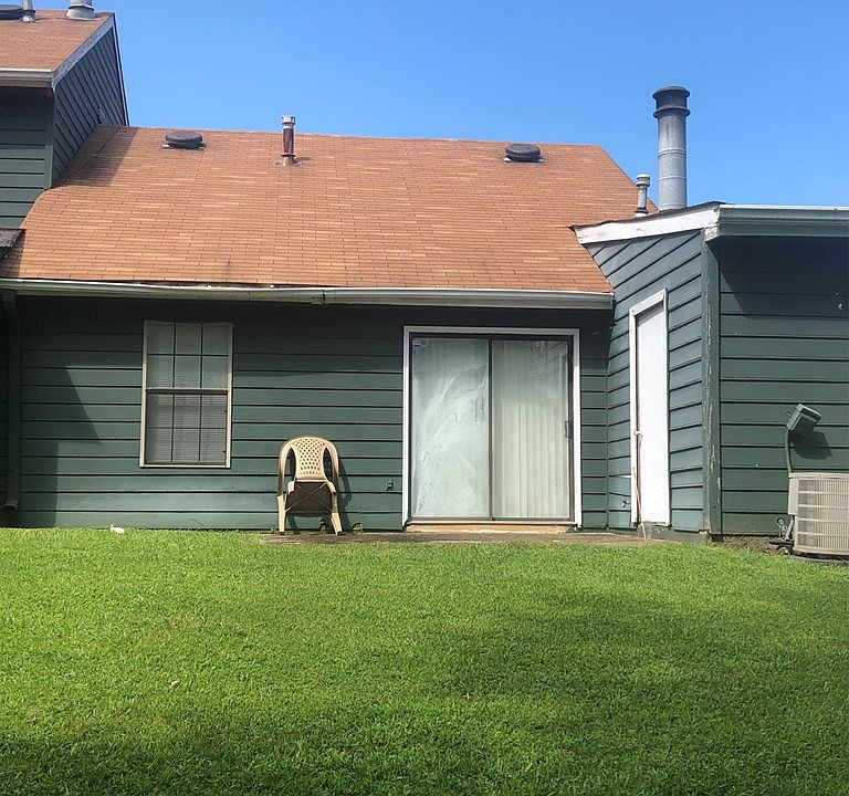 2nd image of 8811 W Chase Dr