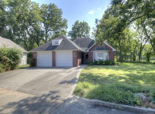 3211 Cypress Point Cir, Claremore, OK 74017