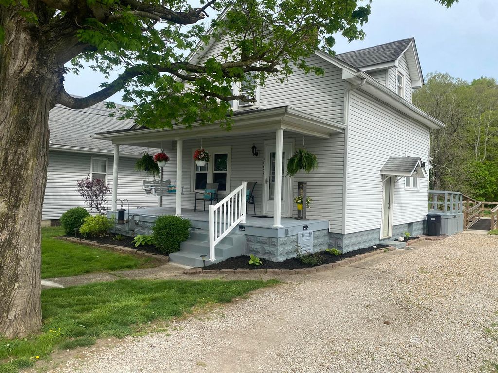 10654 Jackson St, Rockbridge, OH - View 2