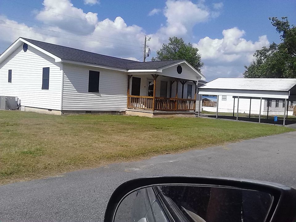 1st image of 29 Bennett Dr