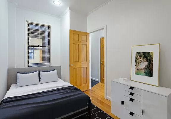 5th image of 206 E 124th St APT 4A