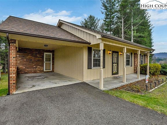 2nd image of 526 Beaver Drive