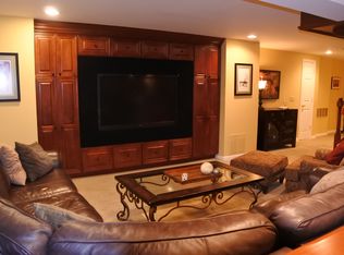 6872 Westin Rdg, Cleves, OH 45002