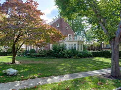 104 Richmond Rd, Little Neck, NY, 11363
