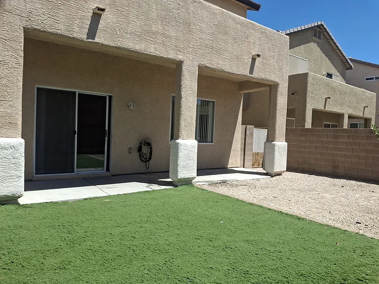 9849 Fast Elk St — Photo 16