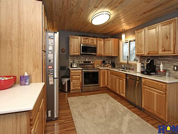 5th image of 839 W Beal St