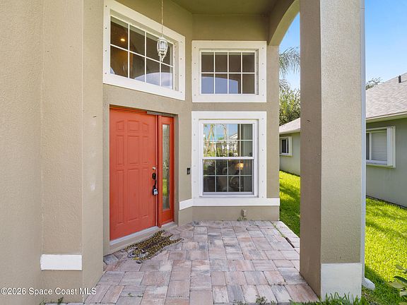 3rd image of 2756 Bradfordt Dr