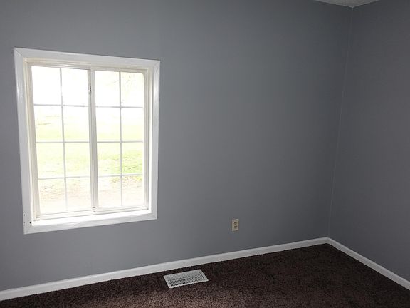 5th image of 308 Wilbur St SE