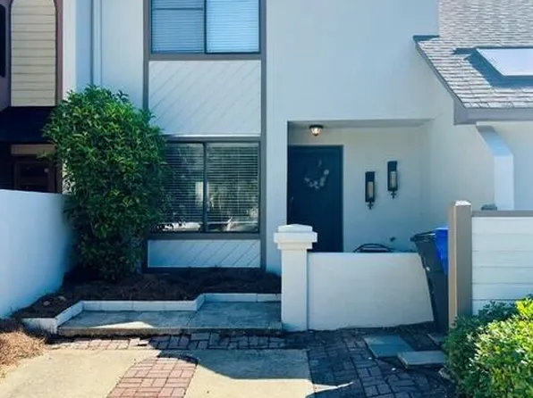 311 Lapwing Ln, Mount Pleasant, SC 29464