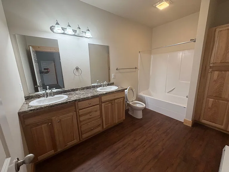 20 Culver Pl — Photo 10