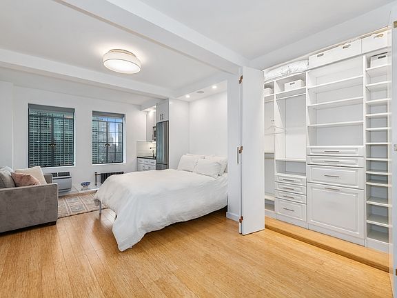 2nd image of 45 Tudor City Pl APT 1702