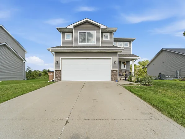 105 Mallard Pointe Dr NW, Bondurant, IA 50035