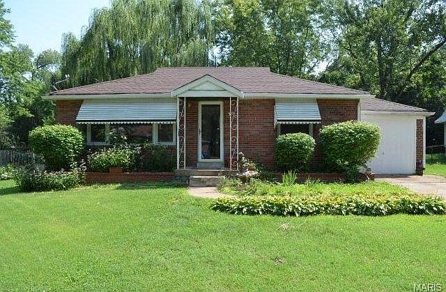 1st image of 8100 Underhill Dr