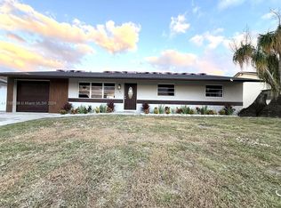 1721 SW 97th Ter, Miramar, FL 33025