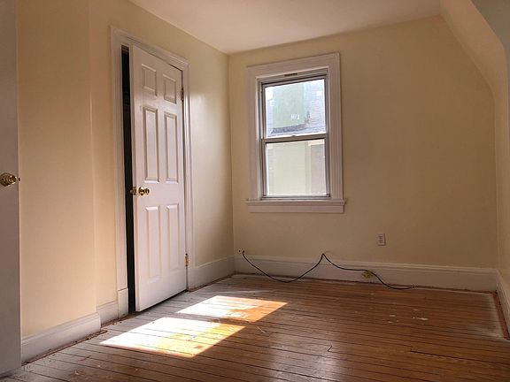 3rd image of 721 Westfield Ave