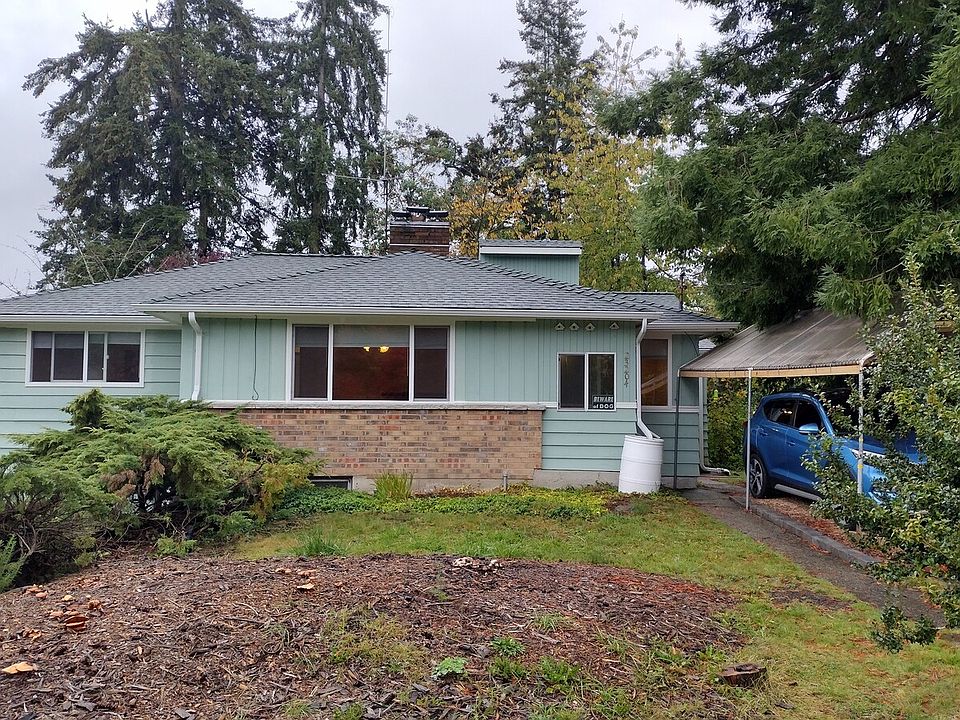 View of the front of the house