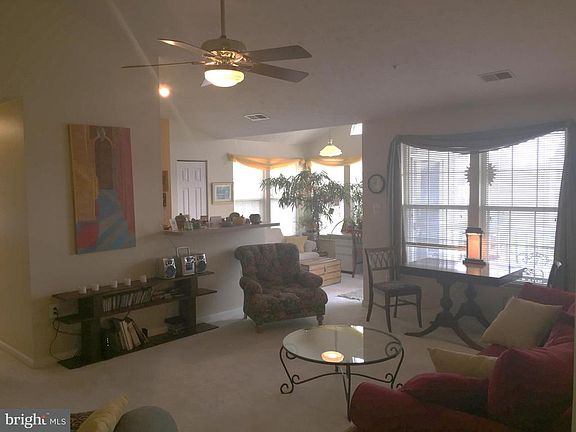 3rd image of 902 Blue Leaf Ct APT K