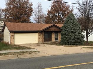 3858 Towers Rd, Saint Charles, MO 63304