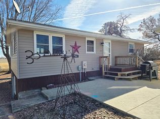 401 S Summit St, Flandreau, SD 57028
