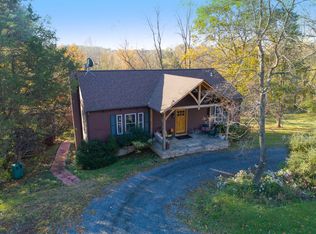 13000 Hoysville Rd, Lovettsville, VA