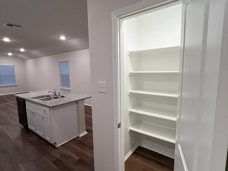 157 Middle Green Loop — Photo 20