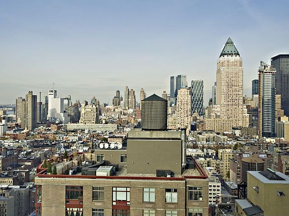 4th image of 350 W 42nd St APT 27B