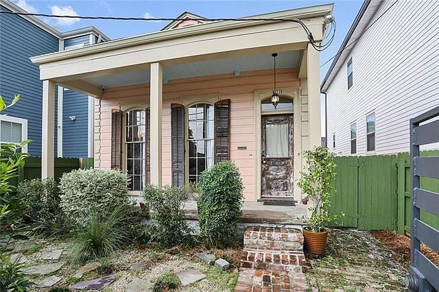 1st image of 1921 Delachaise St