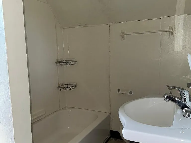 35 N Main St #3 — Photo 16
