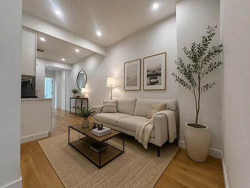 11 Stagg St #2-L Photo 1