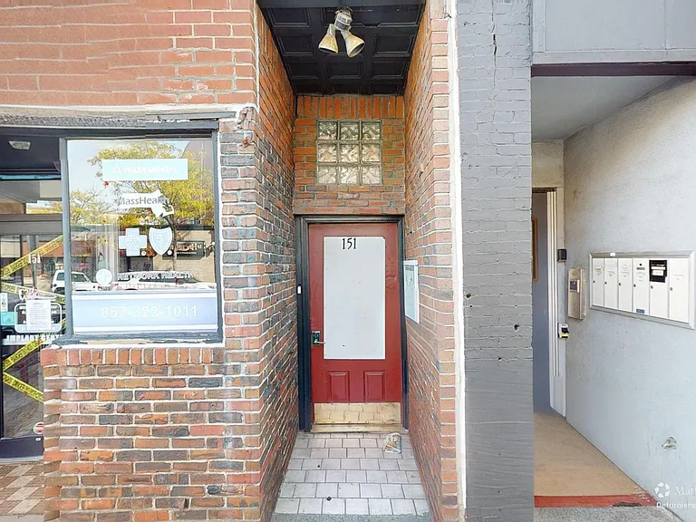151-153 Meridian St #3 — Photo 23