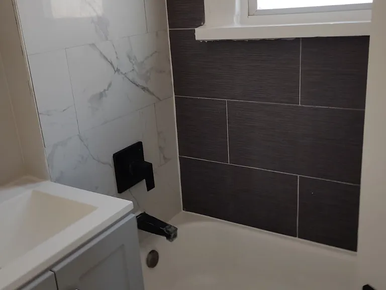 14 Rosa Parks Blvd #3 — Photo 3