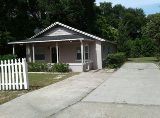 225 S Rossiter St, Mount Dora, FL 32757