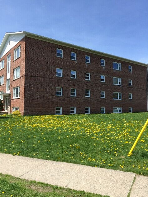1st image of 110 Breton Rd #5