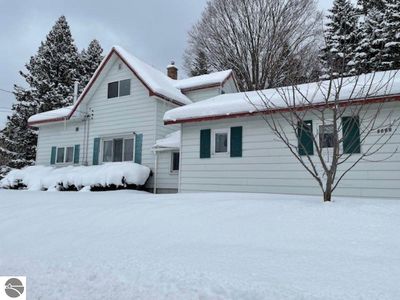 8665 S Hill St, Maple City, MI, 49664