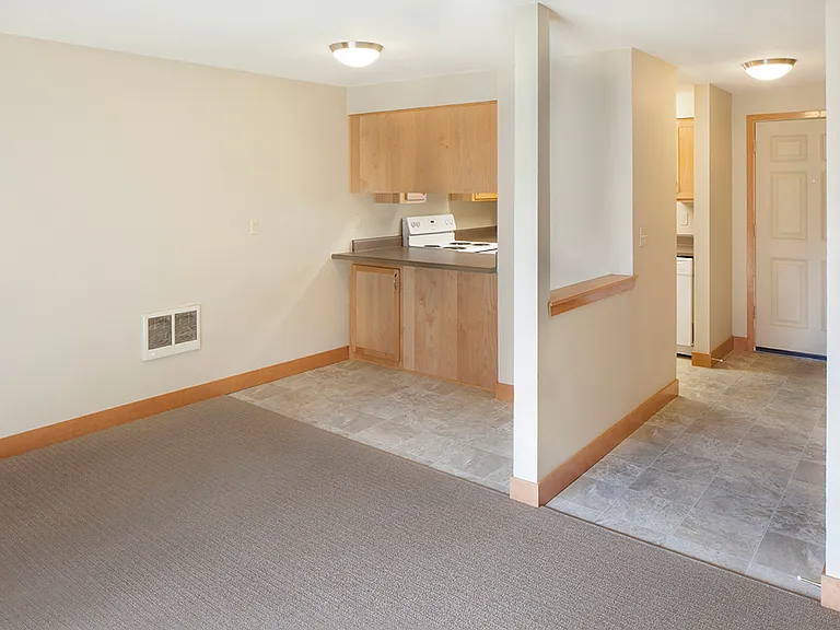 Farmington Meadows — Photo 3