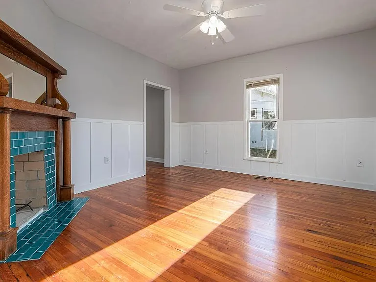 120 Cedar St — Photo 16