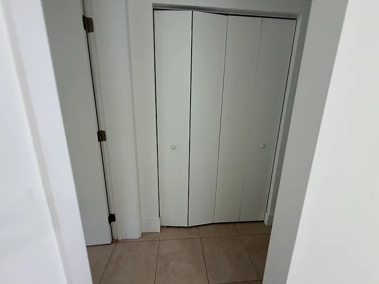 281 NE 78th St #1 — Photo 10