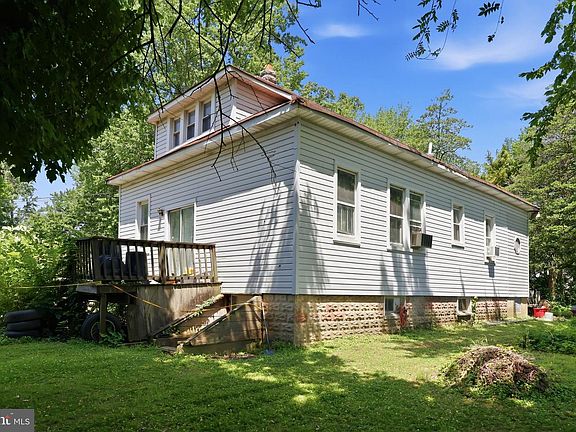 2nd image of 8001 Dogwood Rd