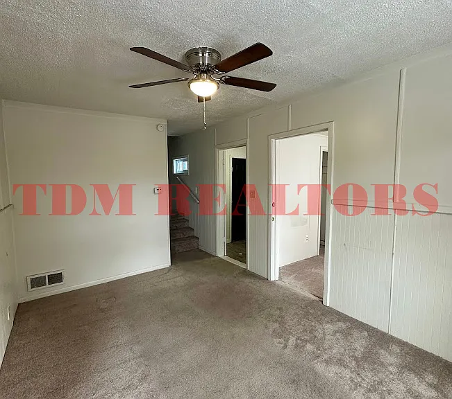3235 Huggins Ave — Photo 3