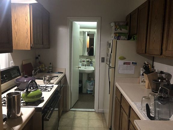 4th image of 315 W 92nd St APT 5S