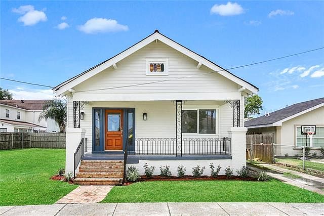 1st image of 2544 Dreux Ave