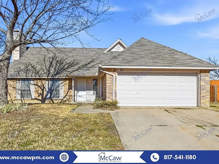 911 Wellridge Dr — Photo 1